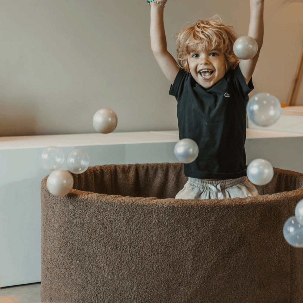 Personalizuotas kamuoliukų baseino šokoladinis meškiukas + 200 kamuoliukų - MiniKampas