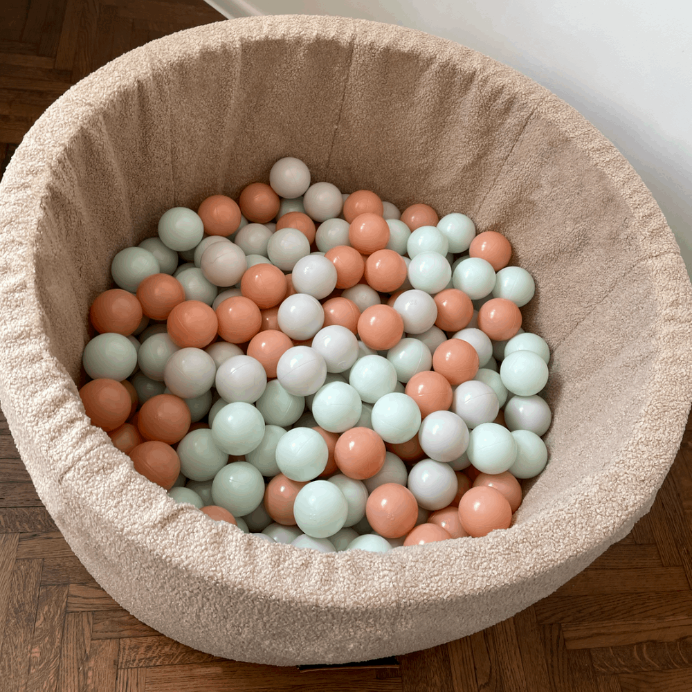 Personalizuotas kamuoliukų baseinas tamsiai smėlio spalvos meškiukas + 200 kamuoliukų - MiniKampas