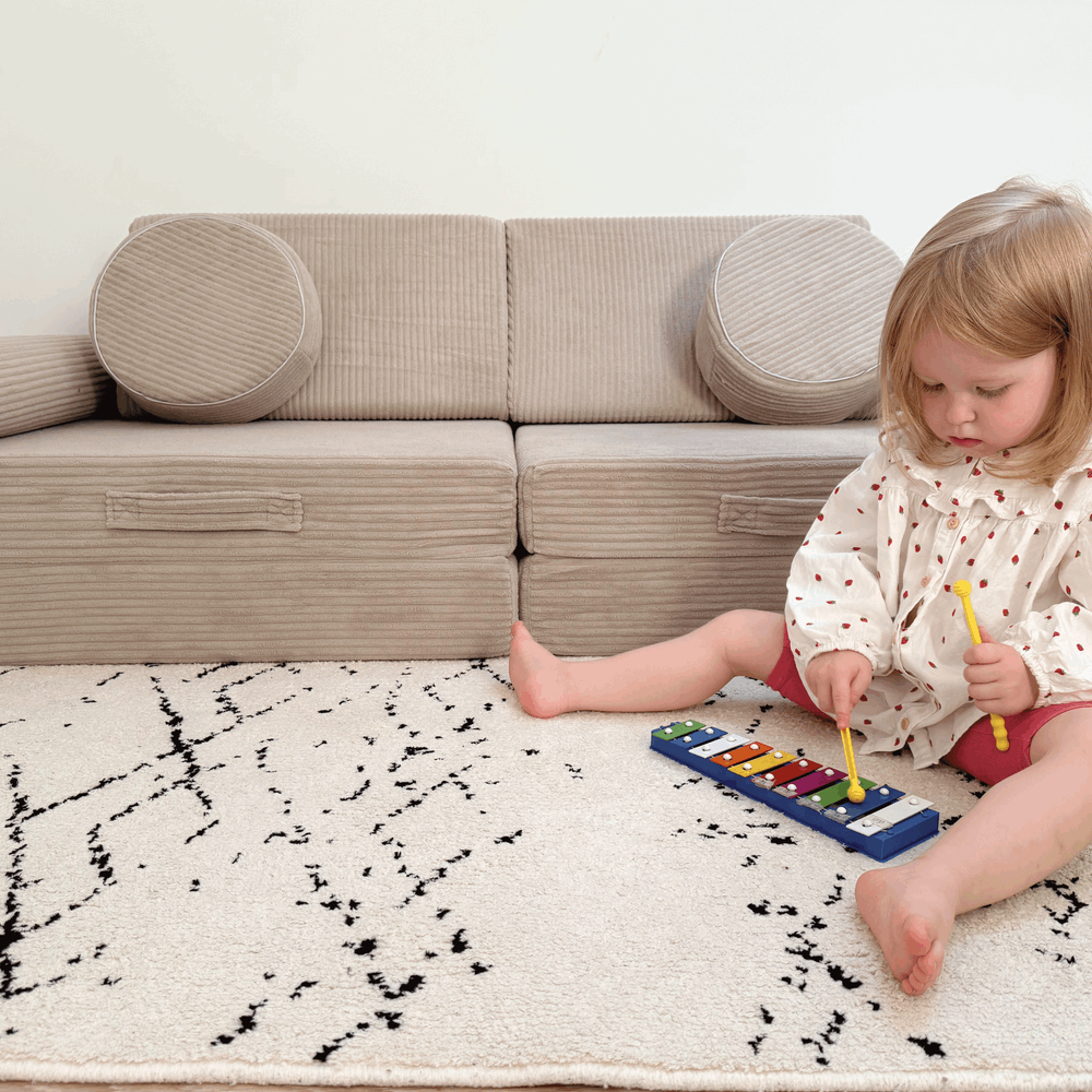 Personalizuota vaikiška sulankstoma sofa - smėlio spalvos - MiniKampas