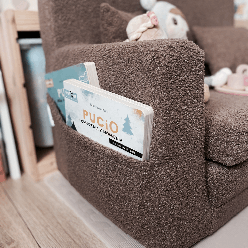 Personalizuoti vaikiški sulankstomi meškiukai ant sofos - šokoladiniai - MiniKampas