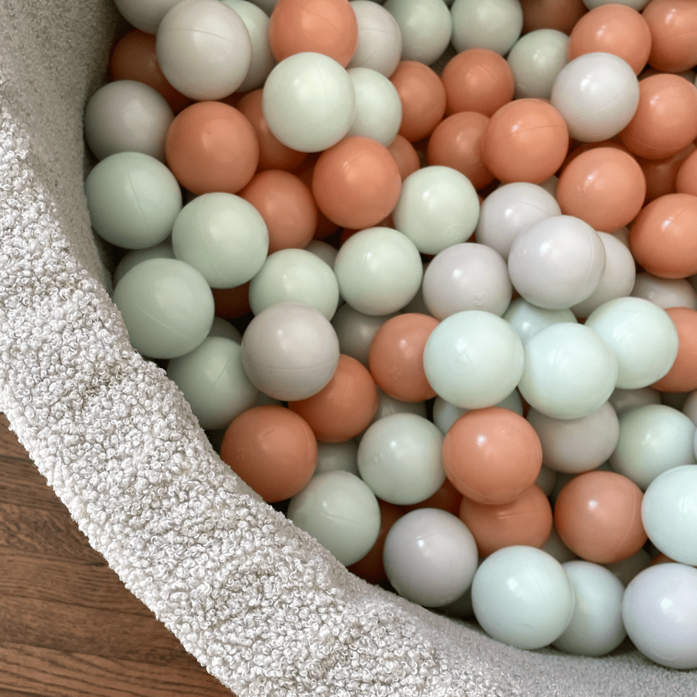 Baseino kamuoliukai, įvairių spalvų