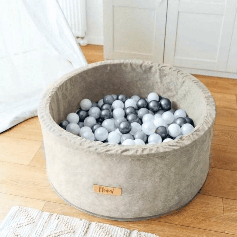 Personalizuotas putplasčio kamuoliukų baseinas ŠVIESIAI PILKAS, 200 kamuoliukų komplektev