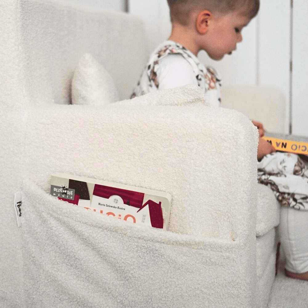 Sulankstoma personalizuota vaikiška putplasčio sofa, šviesios ėriuko spalvos