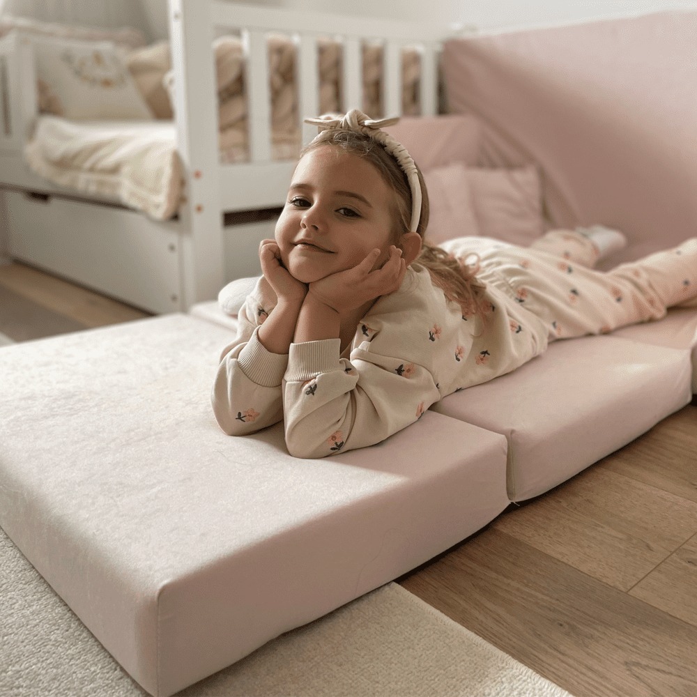 Sulankstoma personalizuota vaikiška putplasčio sofa, šviesiai rožinė